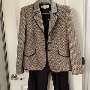 Tahari Brown Pants suit, size 10P